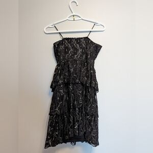 Medium Kismet Sleeveless Dress - Black with Silver
